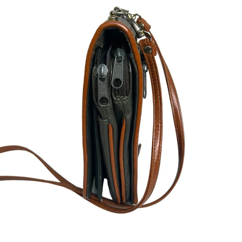 Rosetti Leather Messenger Crossbody organizer handbag. - Image 5