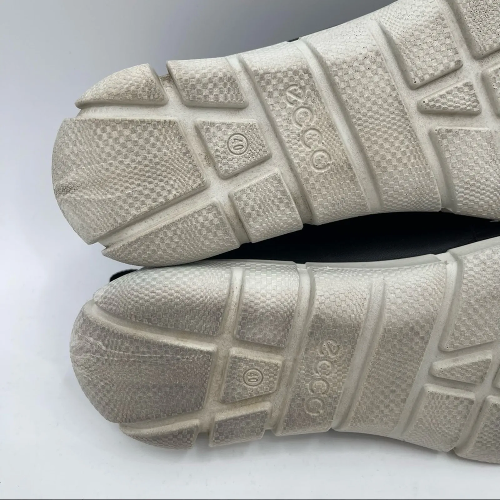 ECCO Women's Intrinsic Sneaker Pull On Black Perforated Shoes Lace SZ 40 (9-9.5) - Image 11