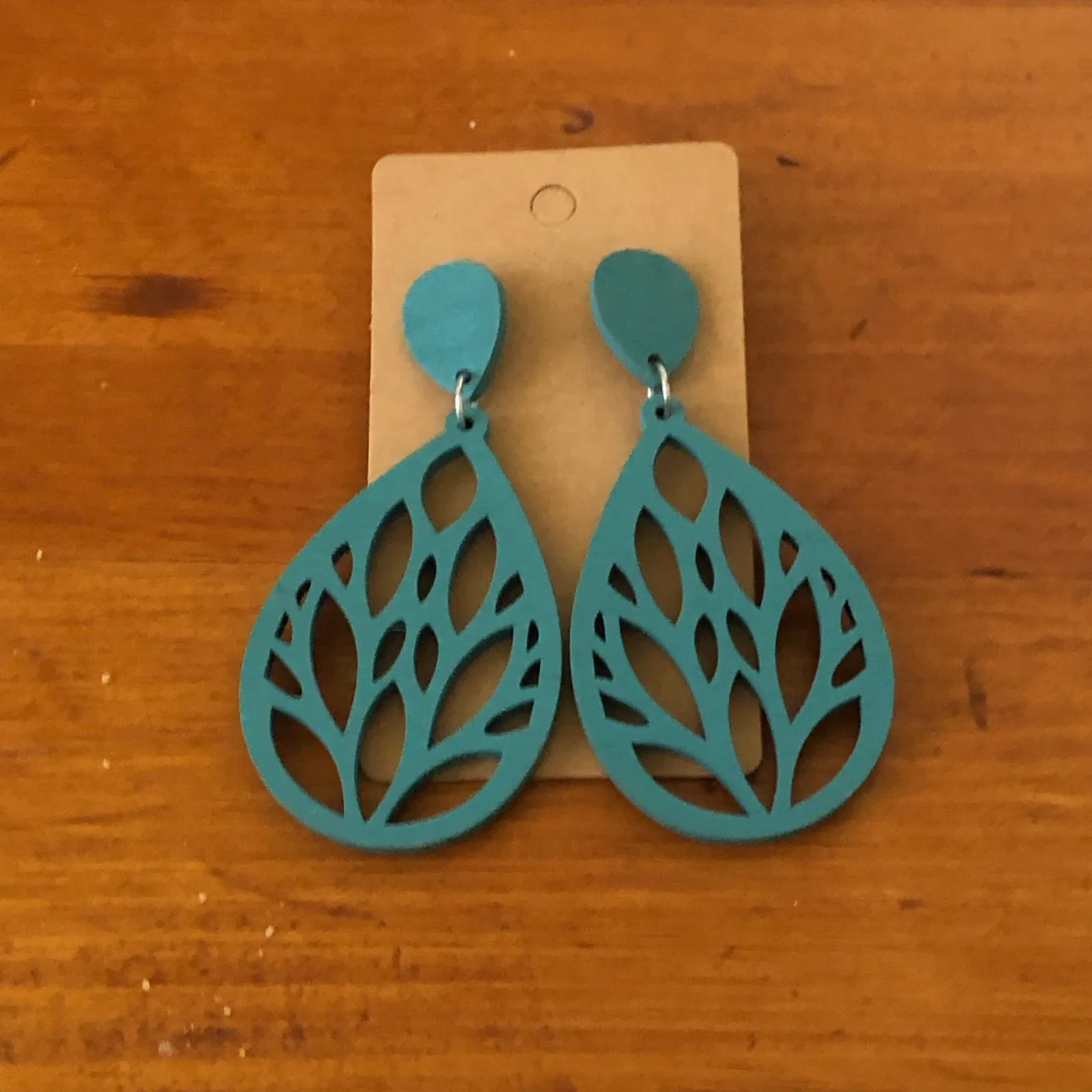 Bohemian Lightweight Wooden Filigree Laser Cut Tear Drop Green Earrings - Image 4