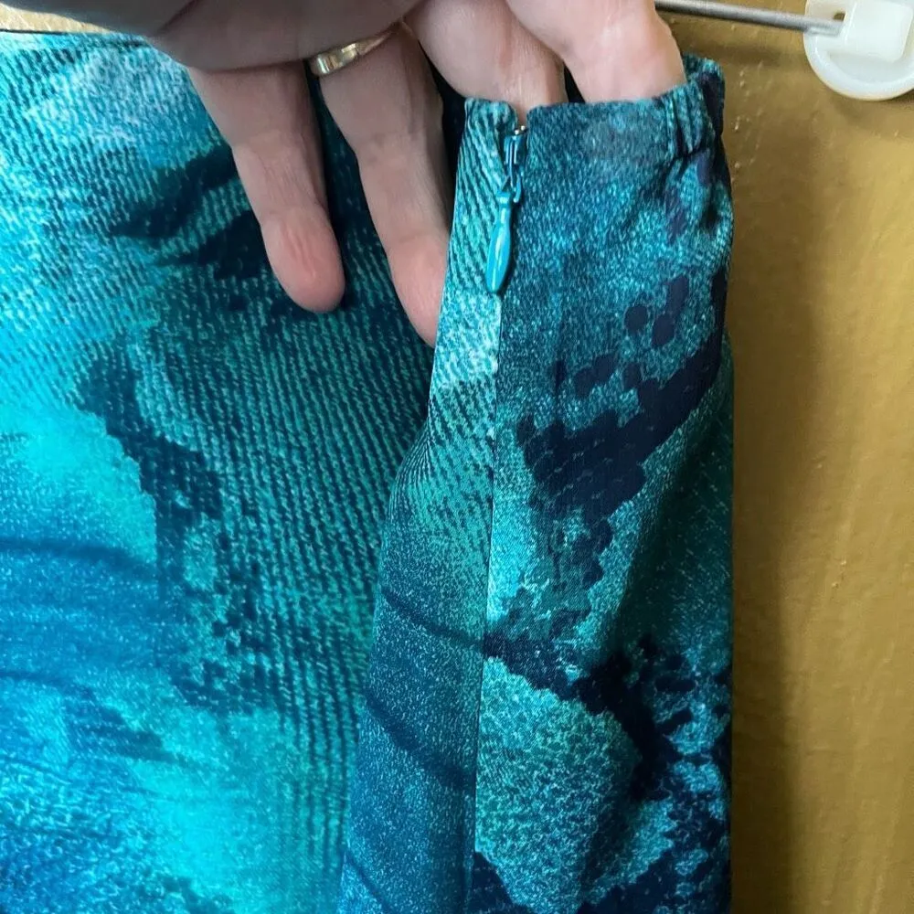 Chico’s size L ocean colors pattern A line skirt. - Image 4