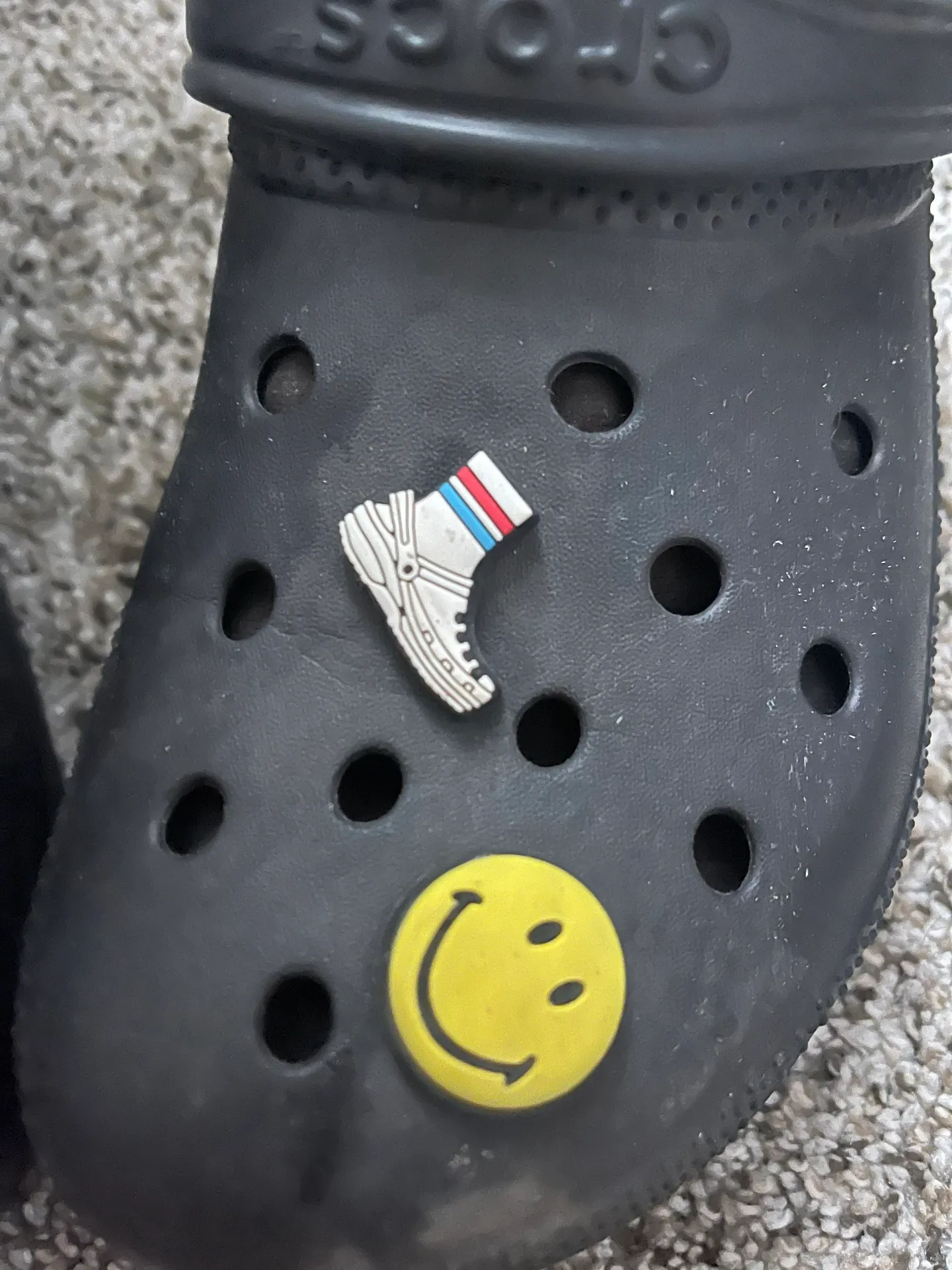 Crocs Black Fuzzy - Image 3