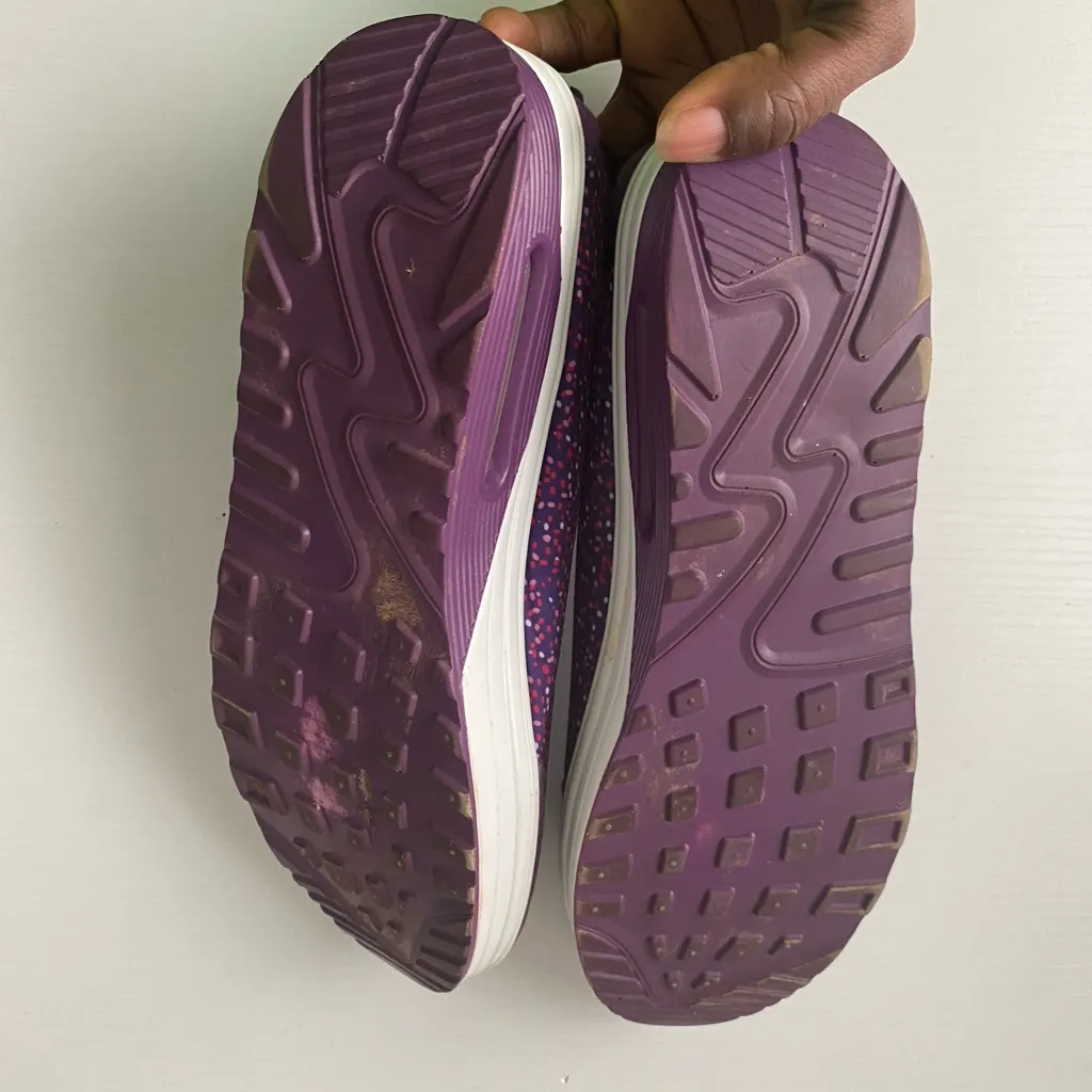 Stylish Purple Polka Dot Women's Flats Size 9 - Image 4