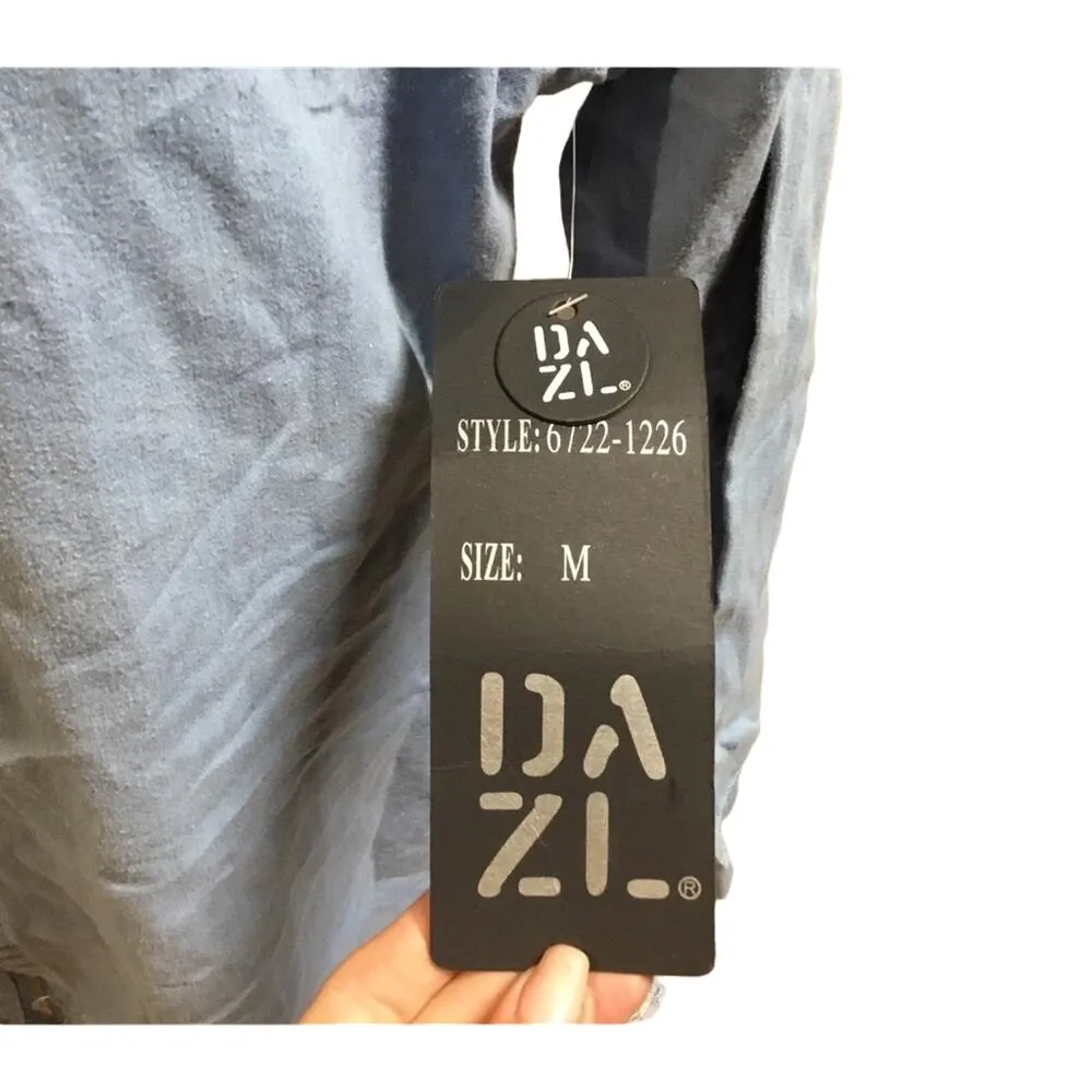 NWT Dazl High Low zip up Blouse Blue Size M - Image 3