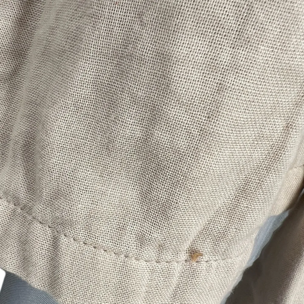 Woven By Synergy Romper Beige Lightweight V Neck Belted Organic Cotton Sz Small Tan - Image 4