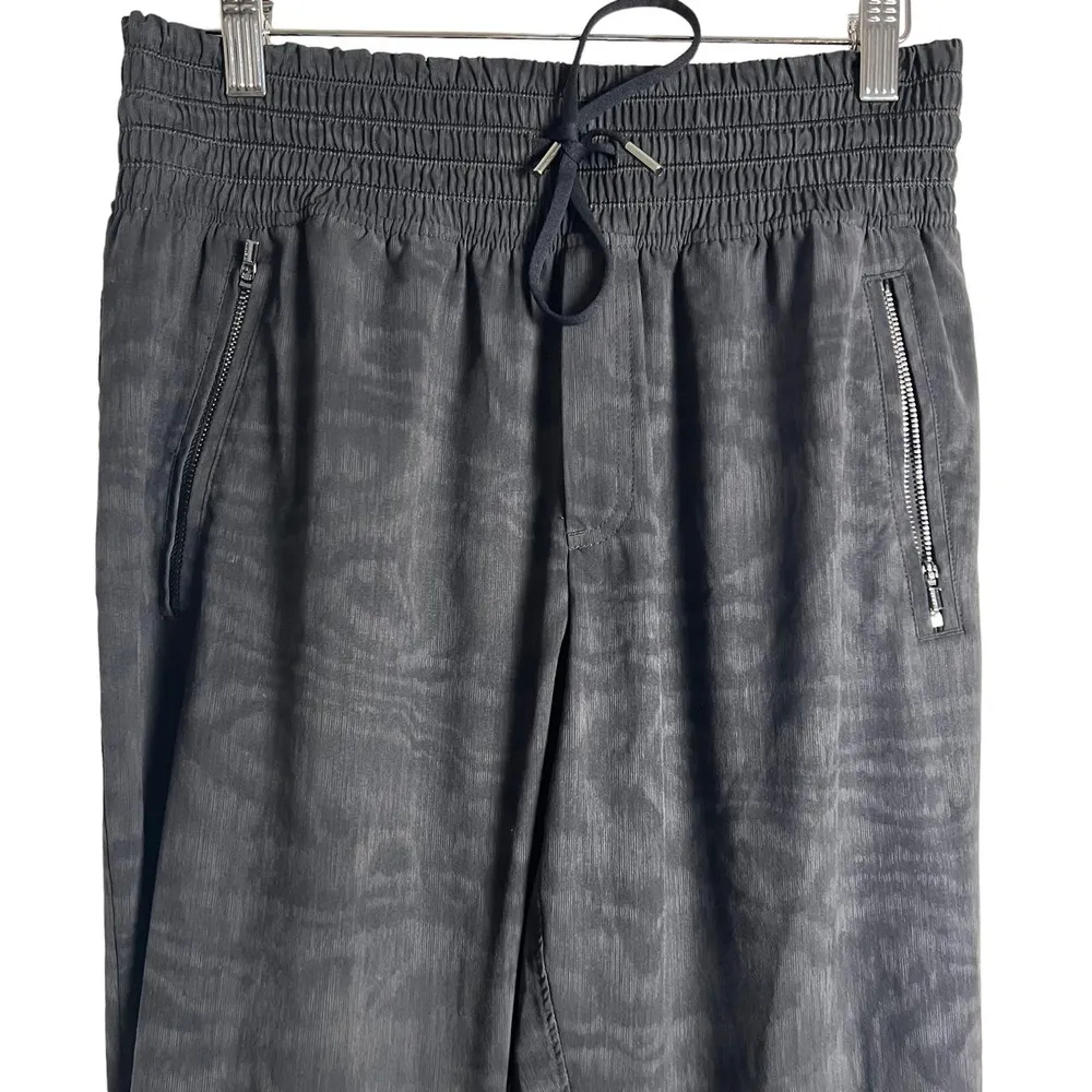 Athleta Camden Black Gray Printed Jogger Pants Size 4 - Image 4