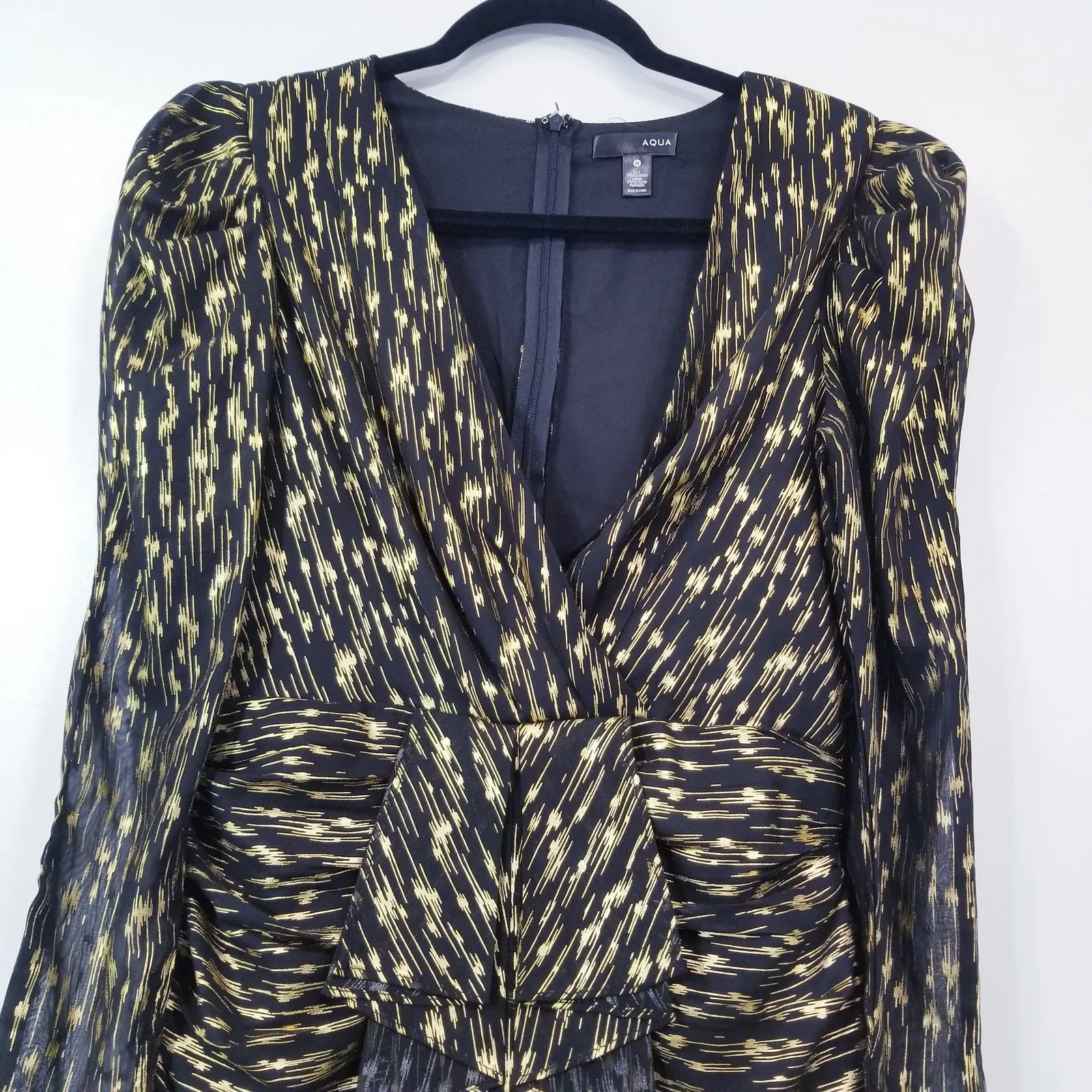 Aqua Black & Gold Metallic Jacquard Mini Dress Puff Sleeves V-Neck Long Sleeves - Image 14