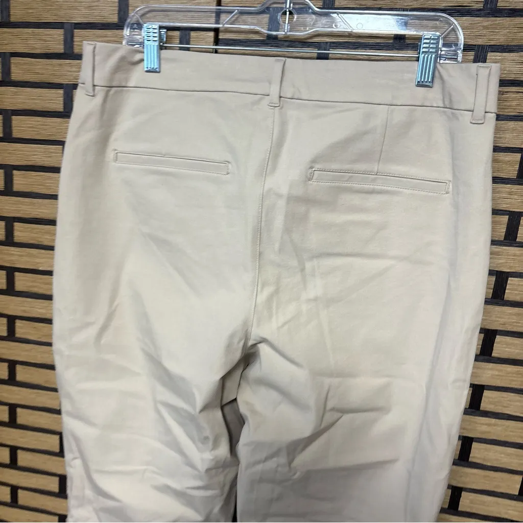 Old Navy High Rise‎ Khaki Pixie Pants Size 14 - Image 4