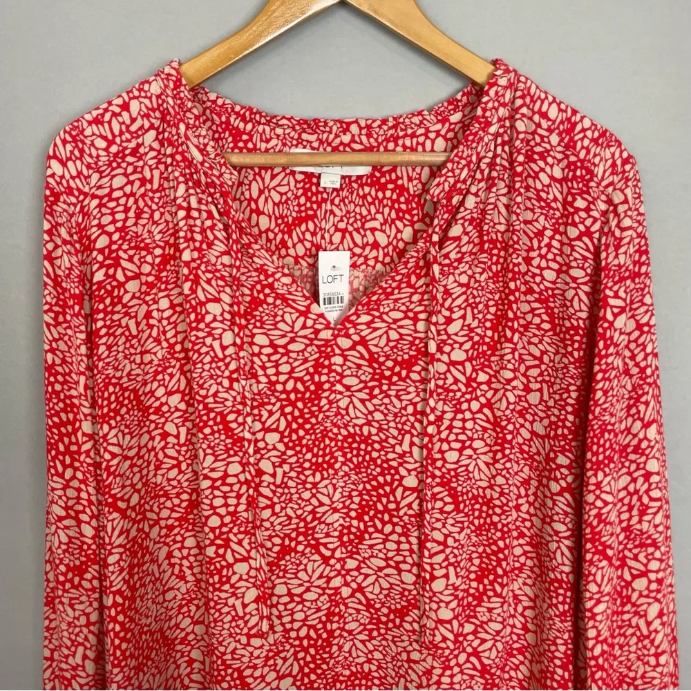 Patterned Blouse NWT Rayon Tie Neck Ruffle Flounce Floral Long Sleeve Large - Image 3
