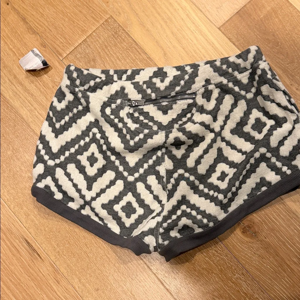 Free people FP Movement where the wind blows Athletic Shorts medium‎ Gray - Image 3