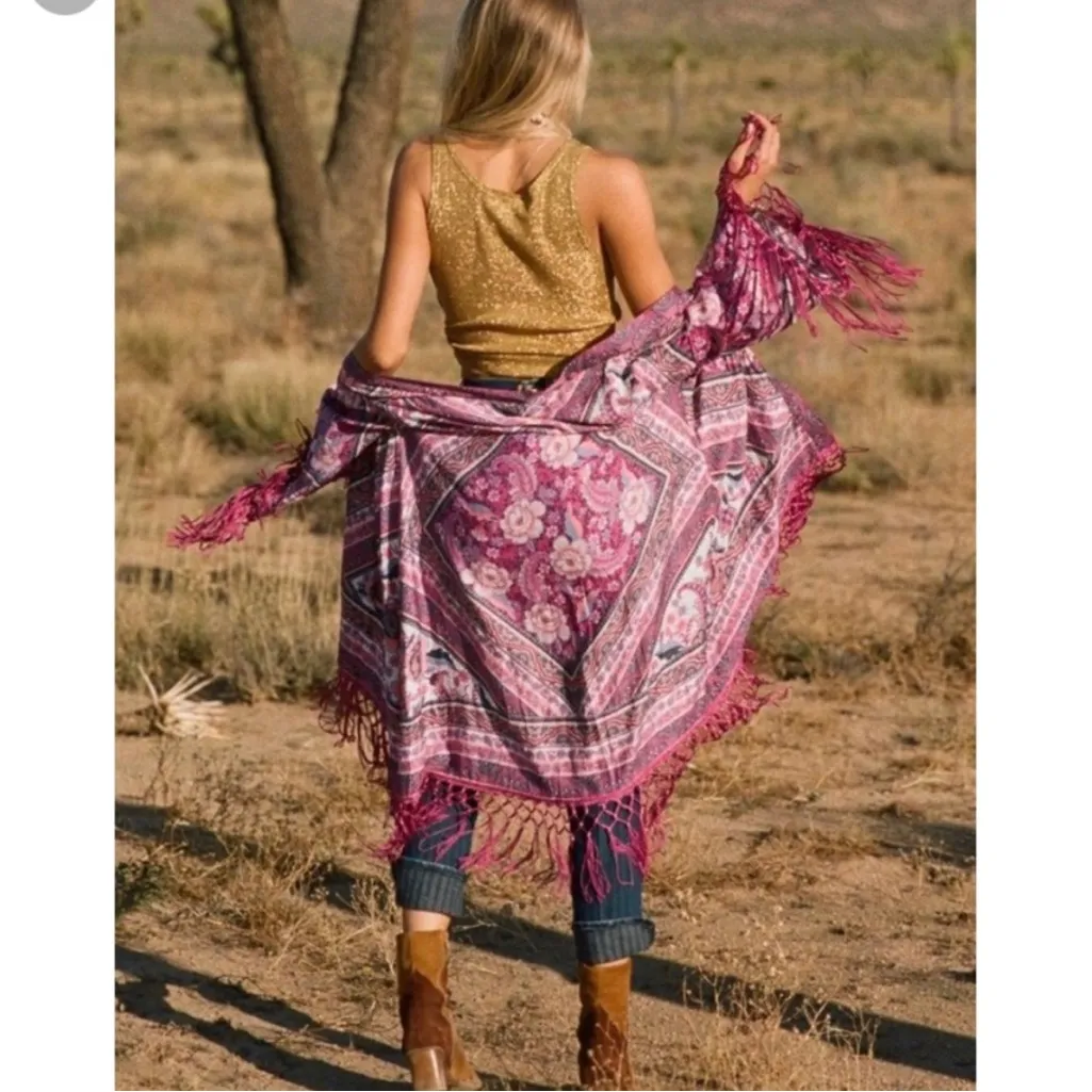Arnhem Azalea Fringe Kimono in Pink worn twice EUC oversized XS/S $ 225 retail - Image 2