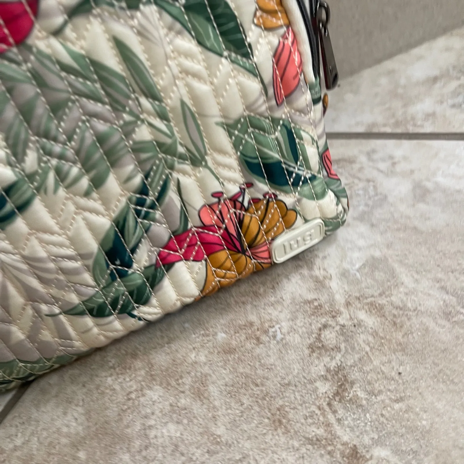 LUG Ranger Lily Sand Crossbody Bag/Strap Floral Beige quilted White - Image 2