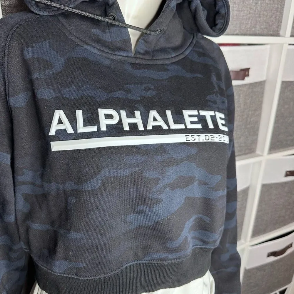 Alphalete Blue & Black Logo Camo Cropped Hoodie Sweatshirt Size Small - Image 4