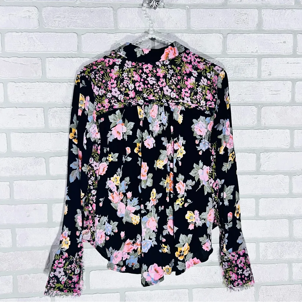 Free People Hold on to Me Black Floral Button Down Shirt Size XS - Image 5