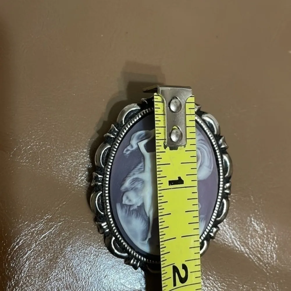 Victorian brooch costume party antique silver looking cameo brooch jewelry - Image 5