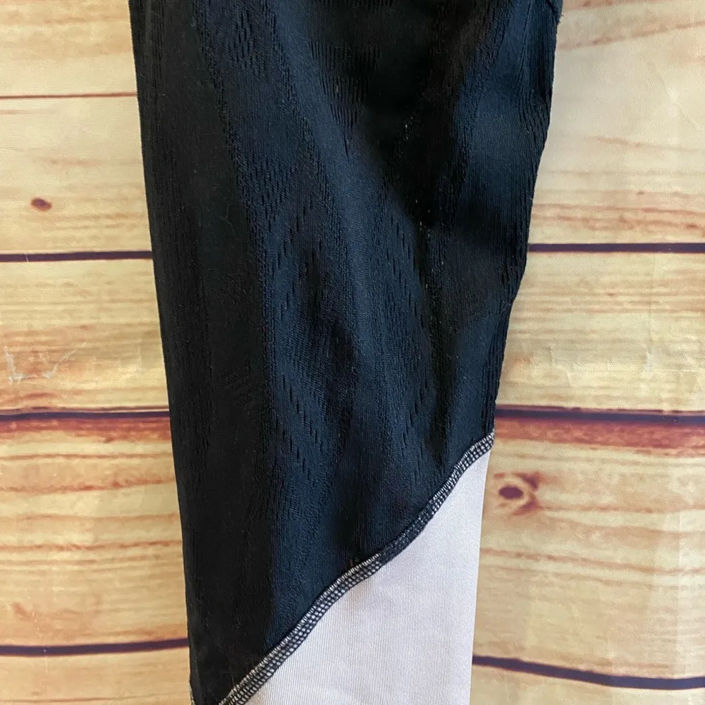 Alo Yoga Vitality Sheila Sheer Mesh Panel High Rise Yoga Pants, Size Medium - Image 7