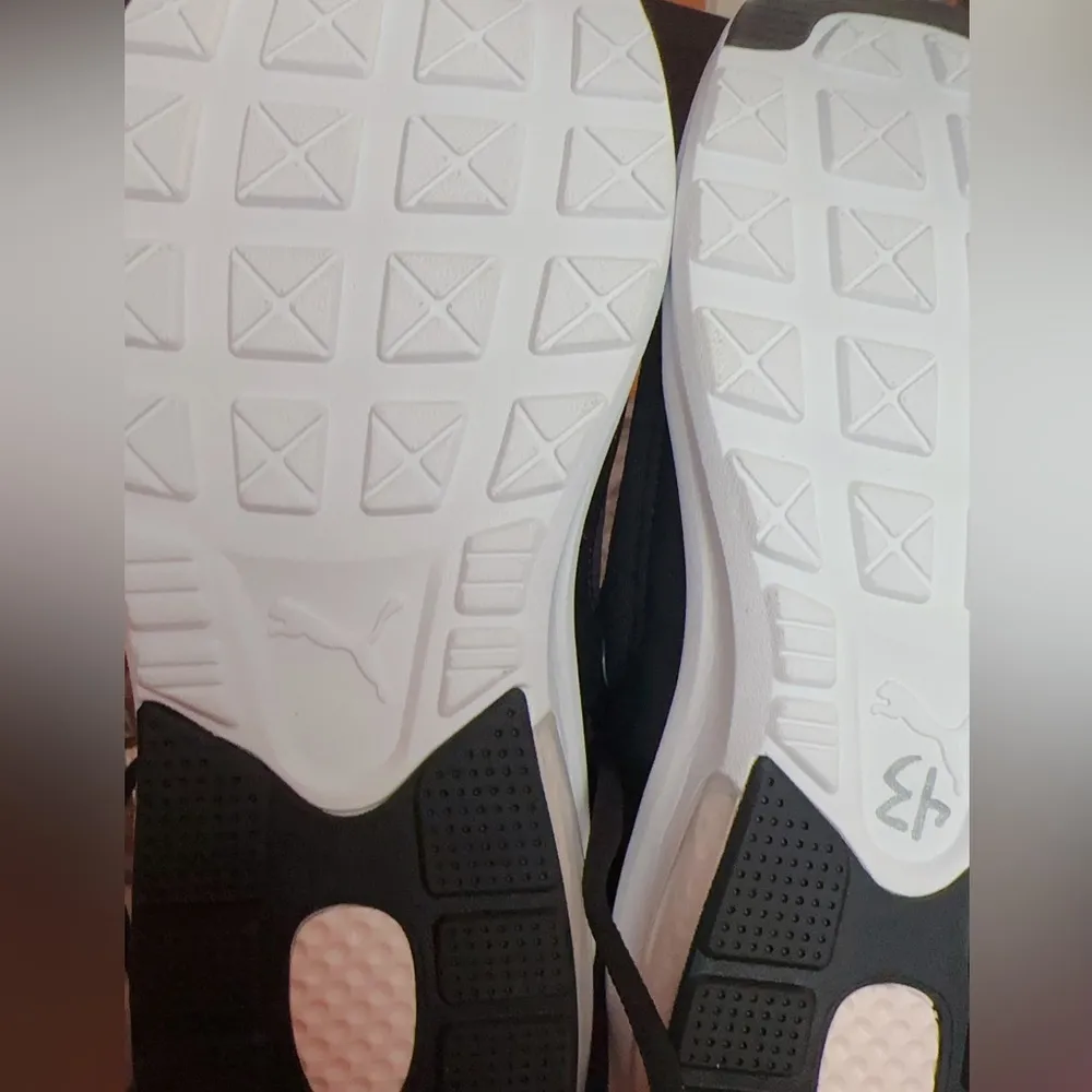 Puma sneakers black soft comfortable size 6.5 🆕🐾🚬🆓 - Image 7