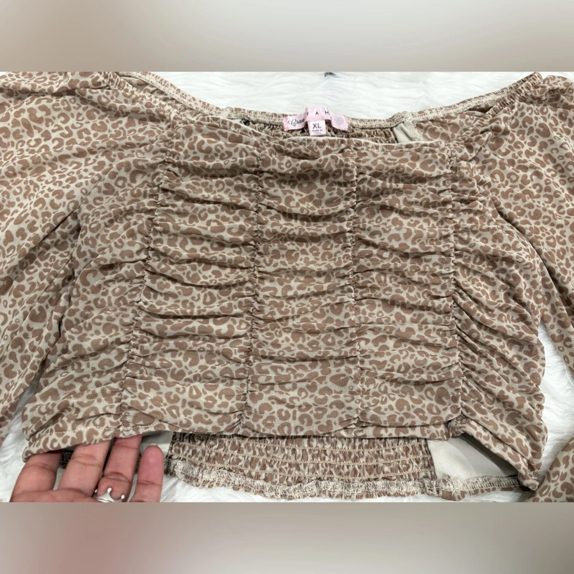 Crave FAME Leopard Crop Top Size XL - Image 5