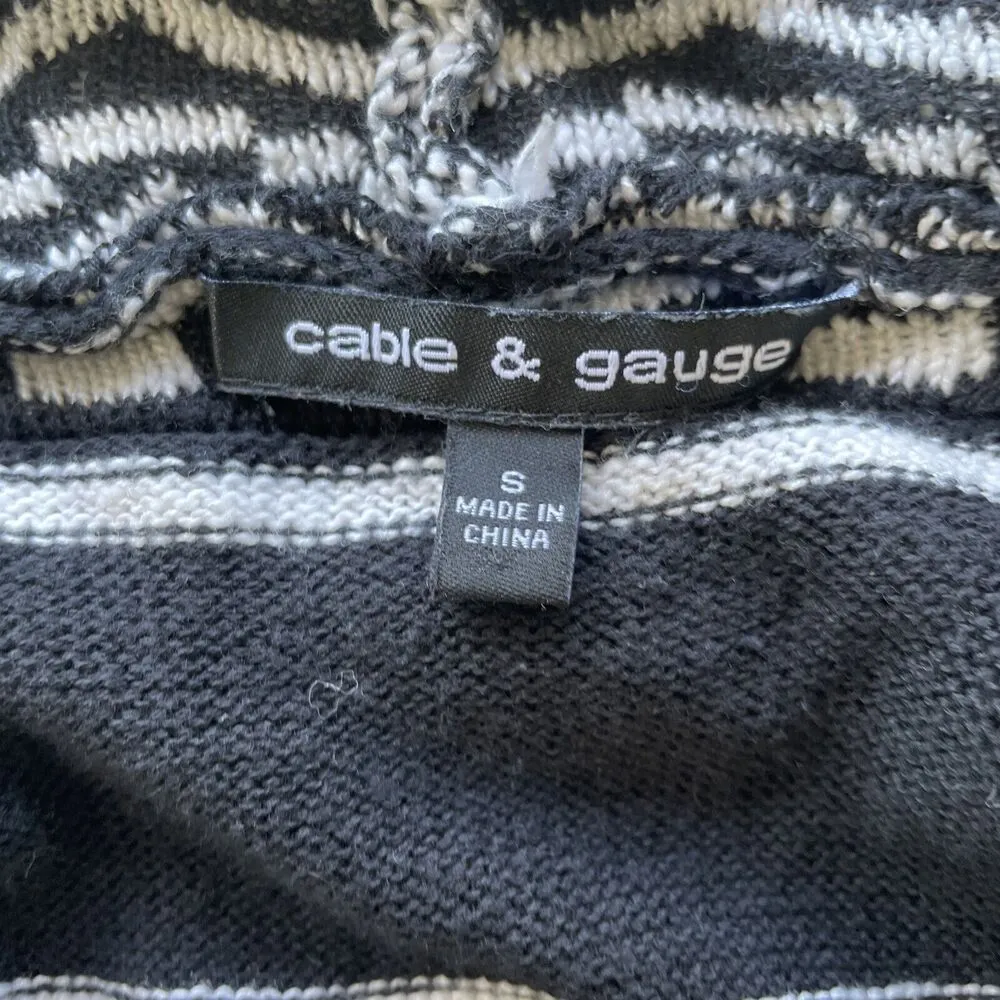 Cable & Gauge Cardigan Sweater Black White Tribal Print Sleeveless Open Womens S - Image 5