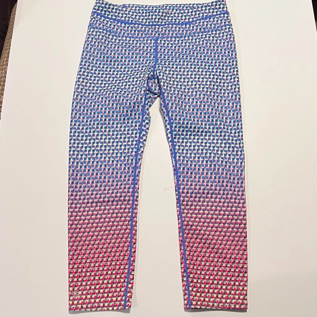 Athleta Multi Color Pink & Blue Ombre Vivid Sonar Capri‎ Leggings Size Medium - Image 3