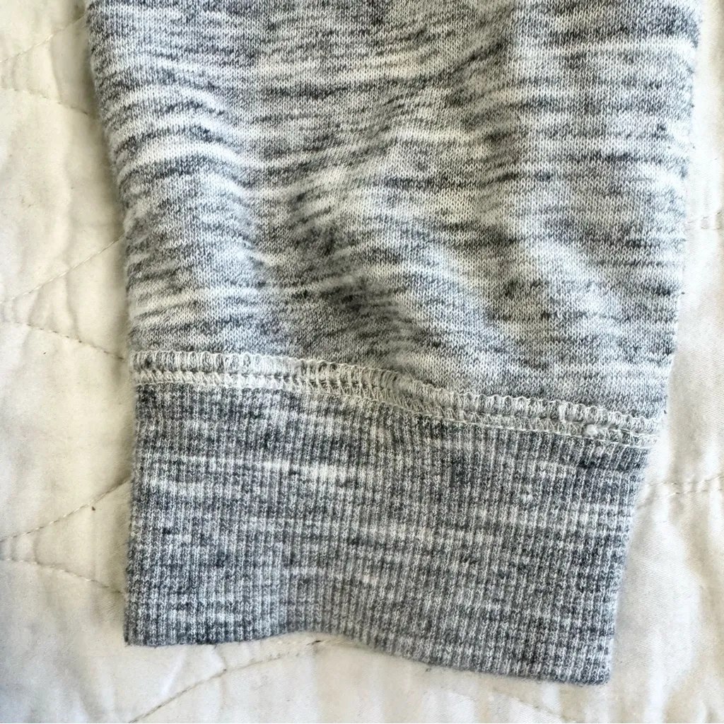 Chaus Sport Heather Gray Sweatshirt Womens S Top Cozy Loungewear Sparkle Casual - Image 6