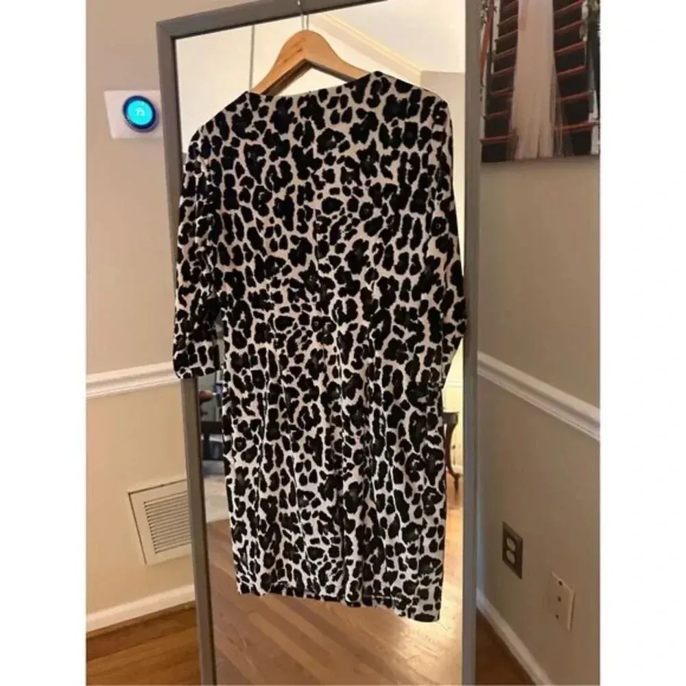 Nicole Miller Velvet Animal Print‎ long Sleeve Dress Size Medium - Image 4