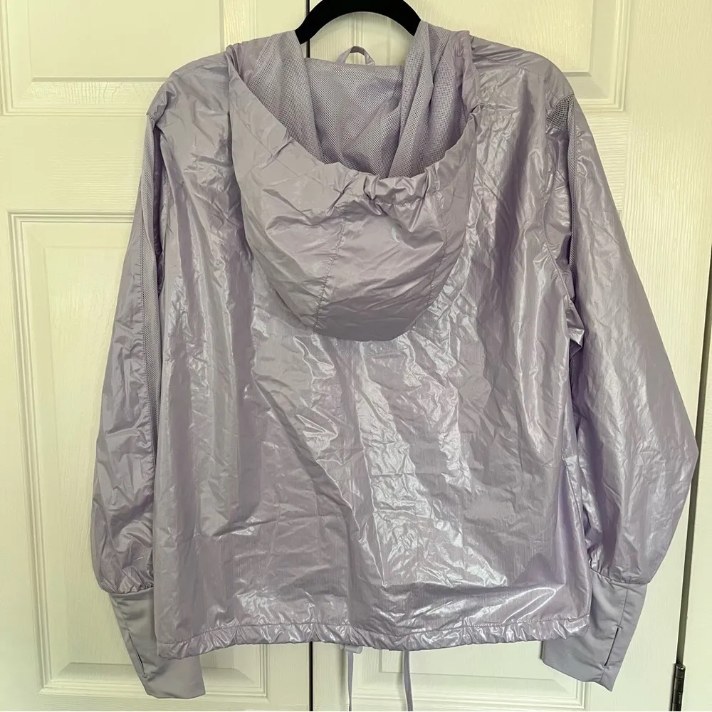 Zyia NWOT  Lilac Shine Bomber Jacket Size L - Image 8