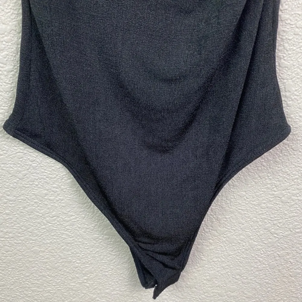 Socialite Black One Shoulder Cutout Bodysuit - Image 3