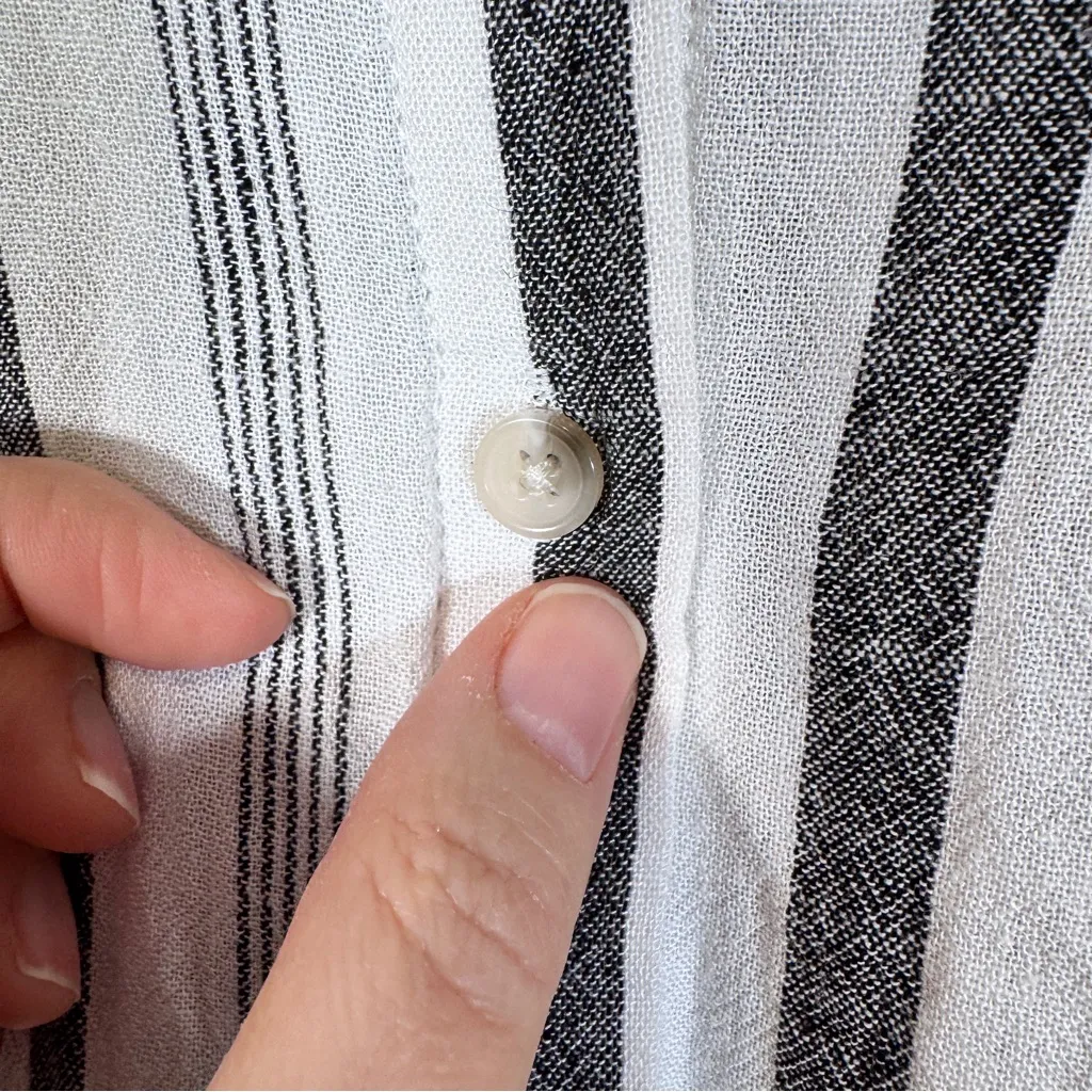 Calypso St. Barth  Grey White Linen Button Down Shirt Womens L Classic Beachy Top - Image 10