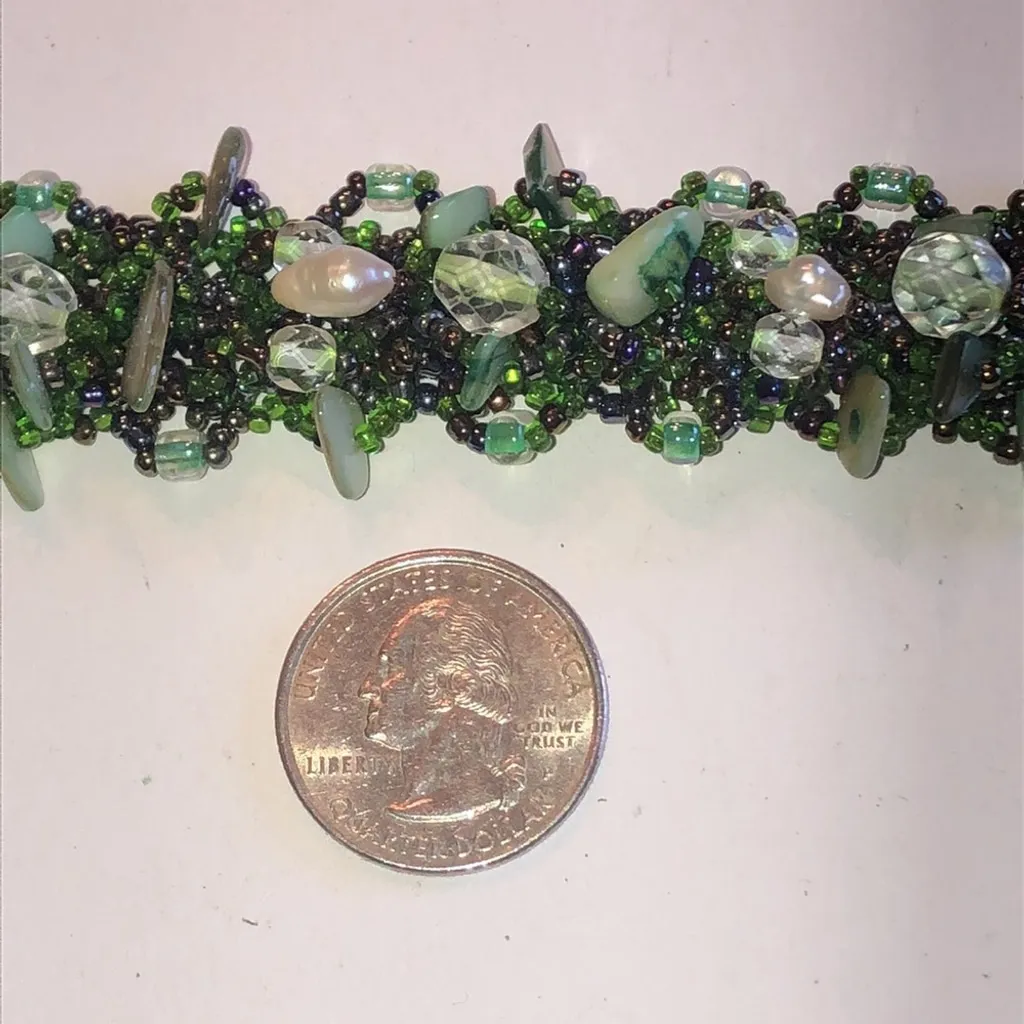 Green Seed Bead Shell Chip Pearls Beaded Boho Chunky Bracelet - Image 6
