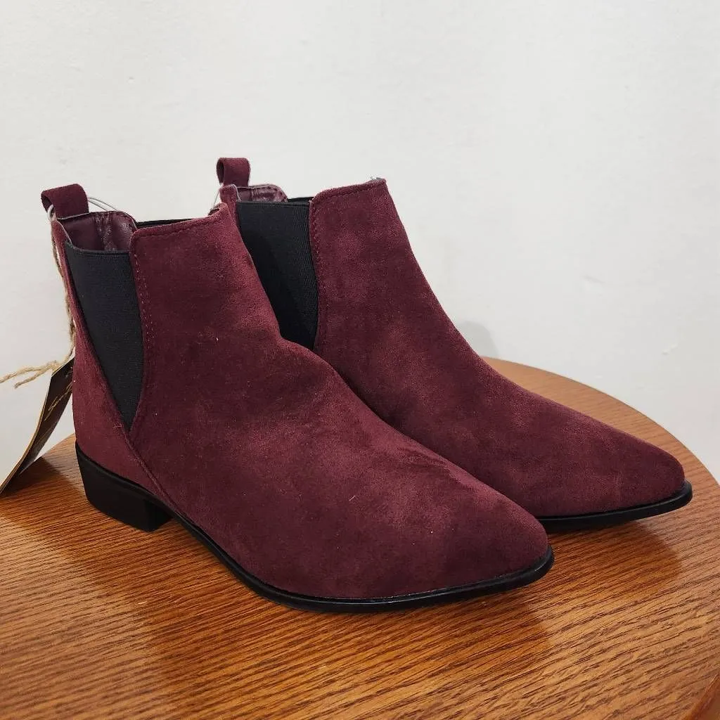 Seven7 Manhattan Micro Suede Oxblood Boot Size 6 NWT Ankle Bootie - Image 3