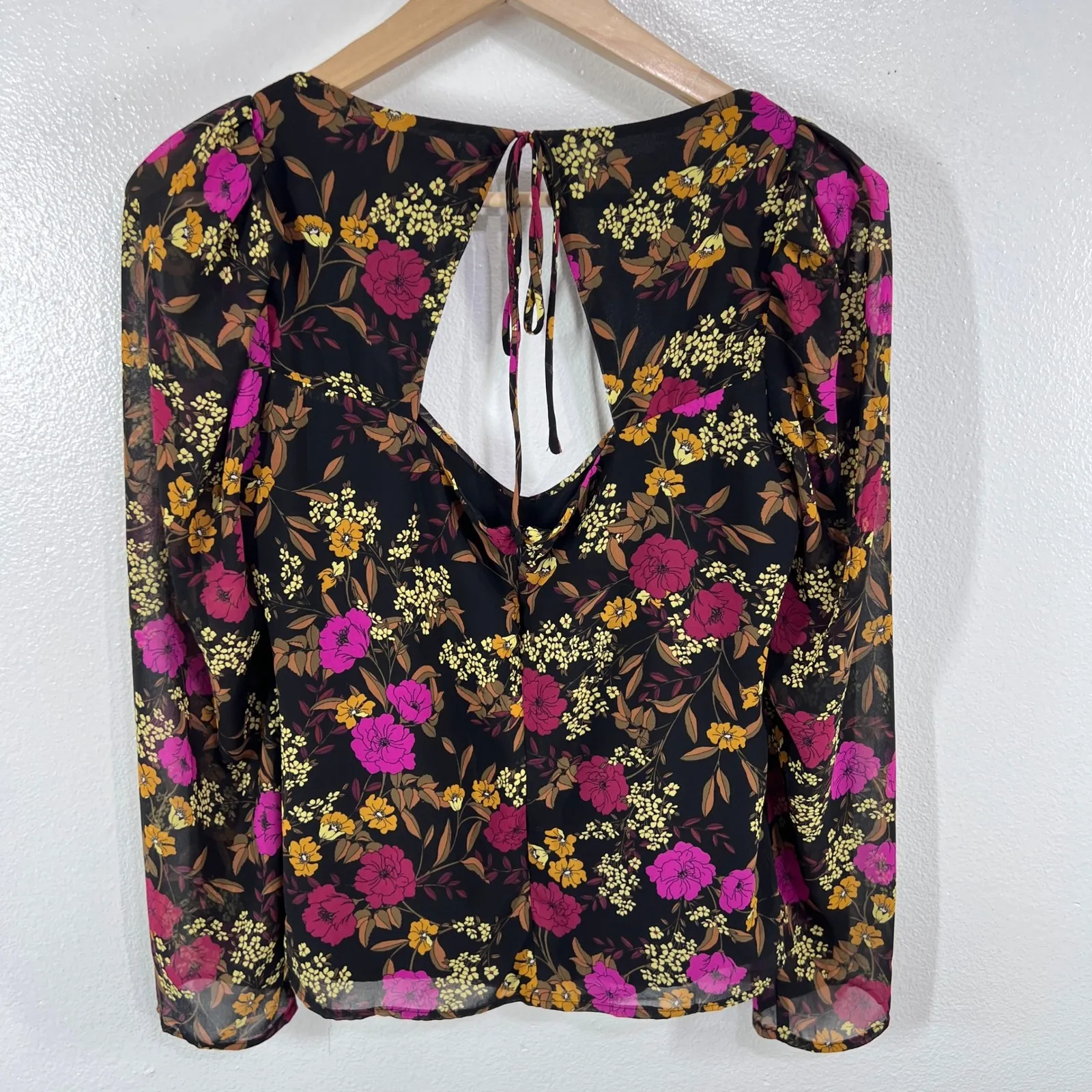 ASTR‎ The Label Floral Blouse XL Brown Pink Long Sleeve Open Back Top Boho Chic Black - Image 4
