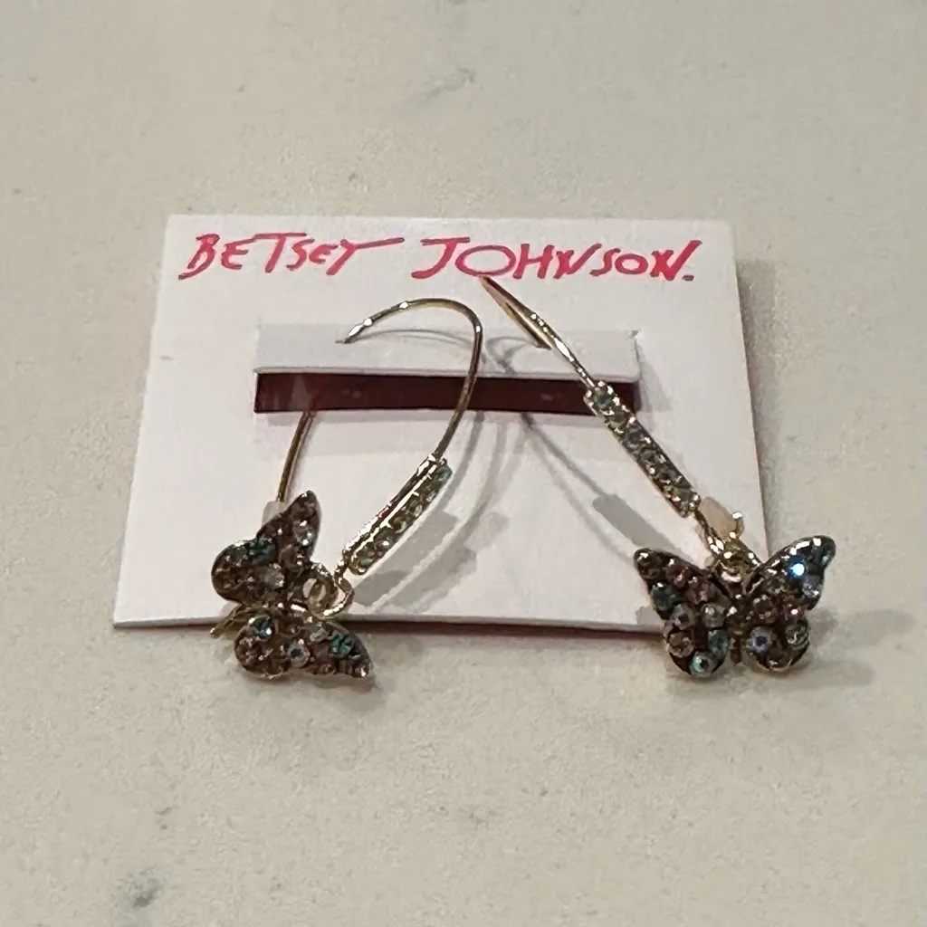 NWT Betsey Johnson Butterfly Earrings - Image 4