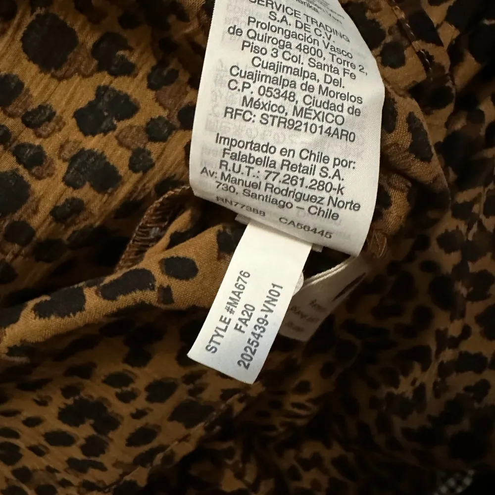 Madewell Balloon-Sleeve Button-Up Top in Painted Leopard Size S - Image 6