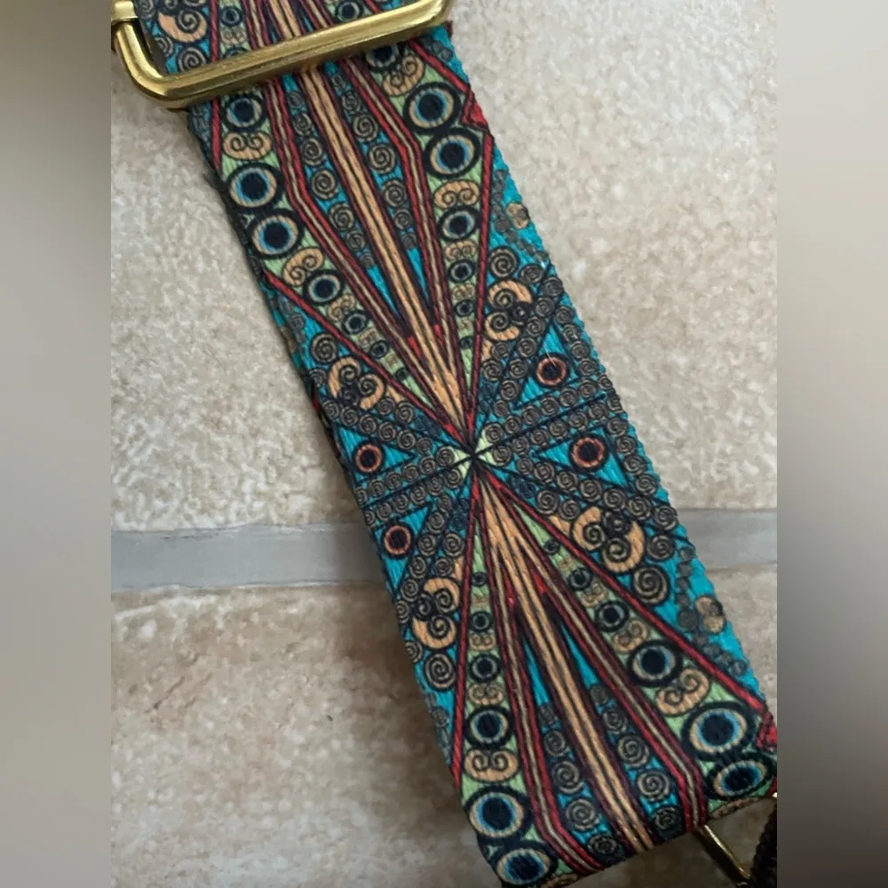 Geometric Brown Faux Leather Strap Hobo / Retro Style Lightweight Crossbody Bag - Image 2