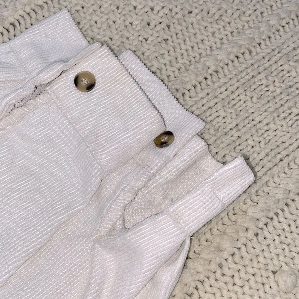 Corduroy button down shirt size XLarge - Image 6