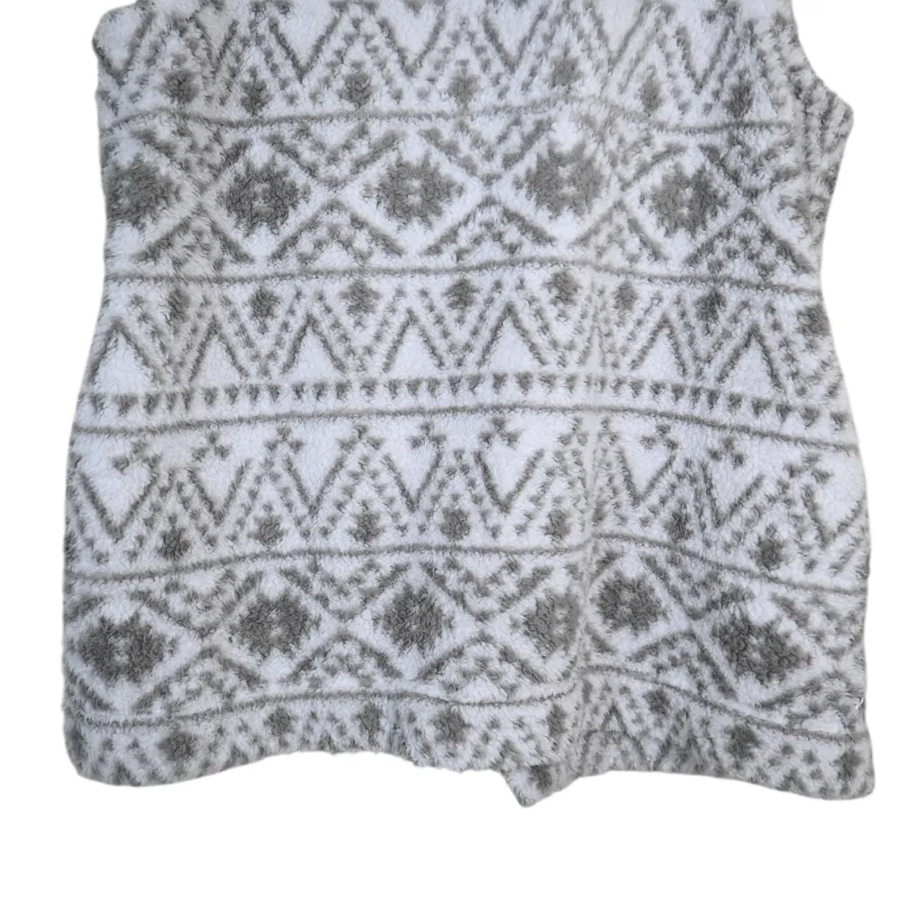 Koolaburra by Ugg Women's 1X Tribal Print Sherpa Hooded Vest Gray - Image 6