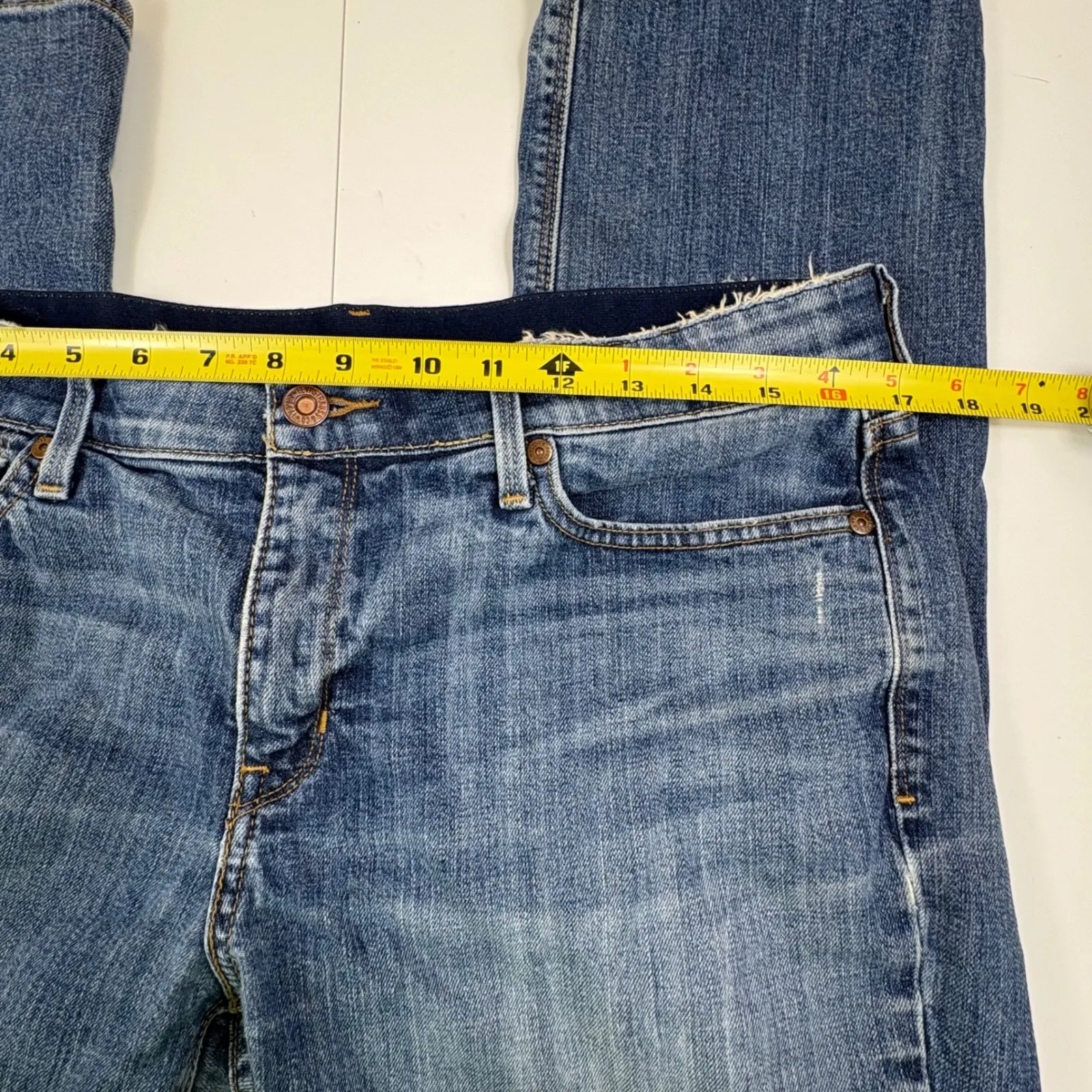 Levi Strauss Co 525 Perfect‎ Waist Straight Leg Jeans Women's Medium Blue Denim - Image 8