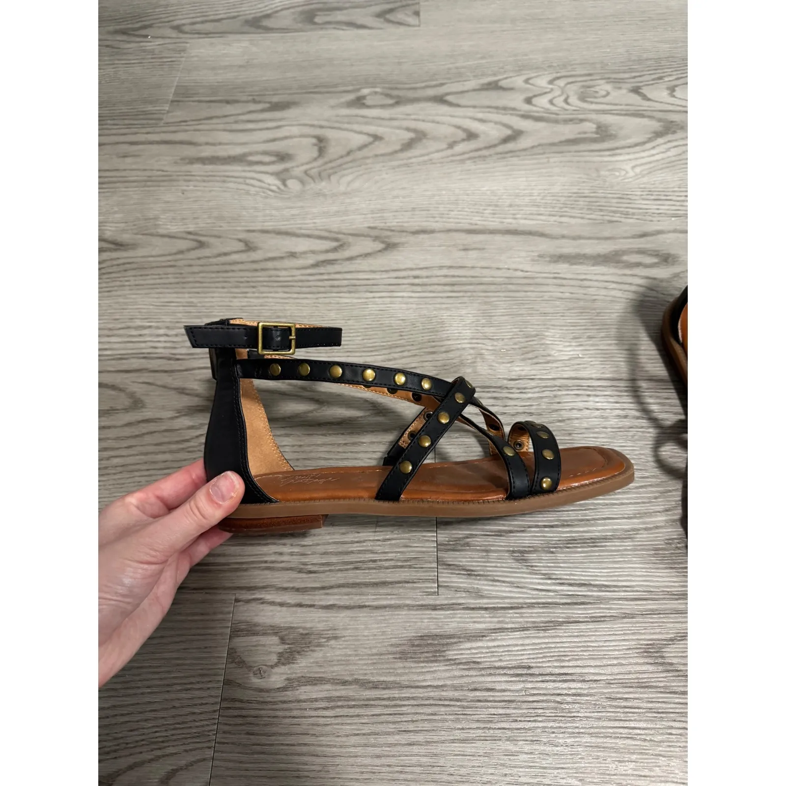 Crown Vintage Studded Ankle Strap Sandals Gladiator Style Black‎ 6 North Square Black - Image 5