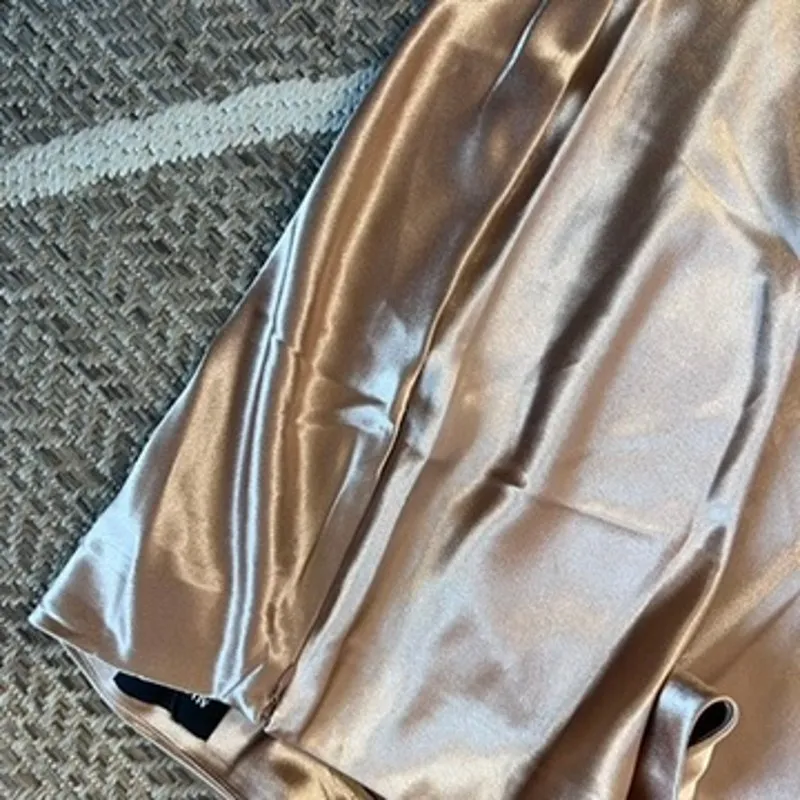 All The Ways Satin Skirt Sz Large Pink - Image 3