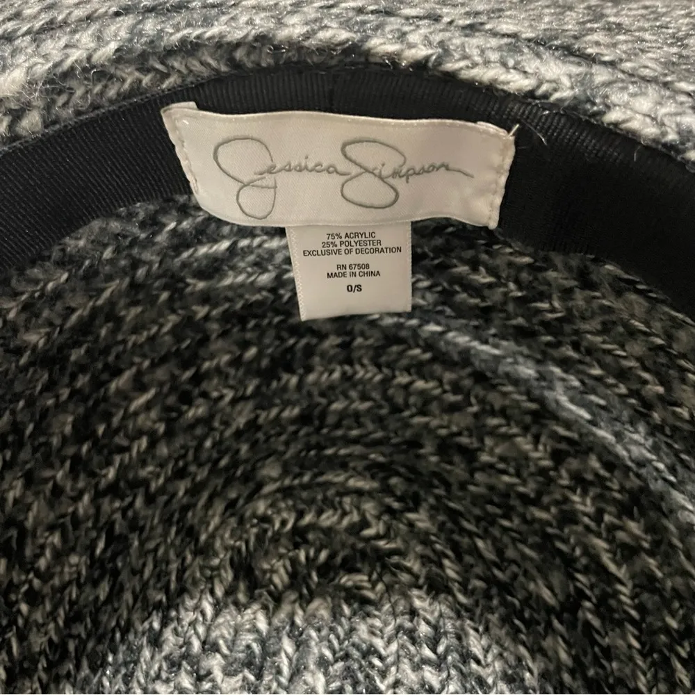 Jessica Simpson  Floppy Fall Winter Hat in Grey with Black Bow accent - Image 7