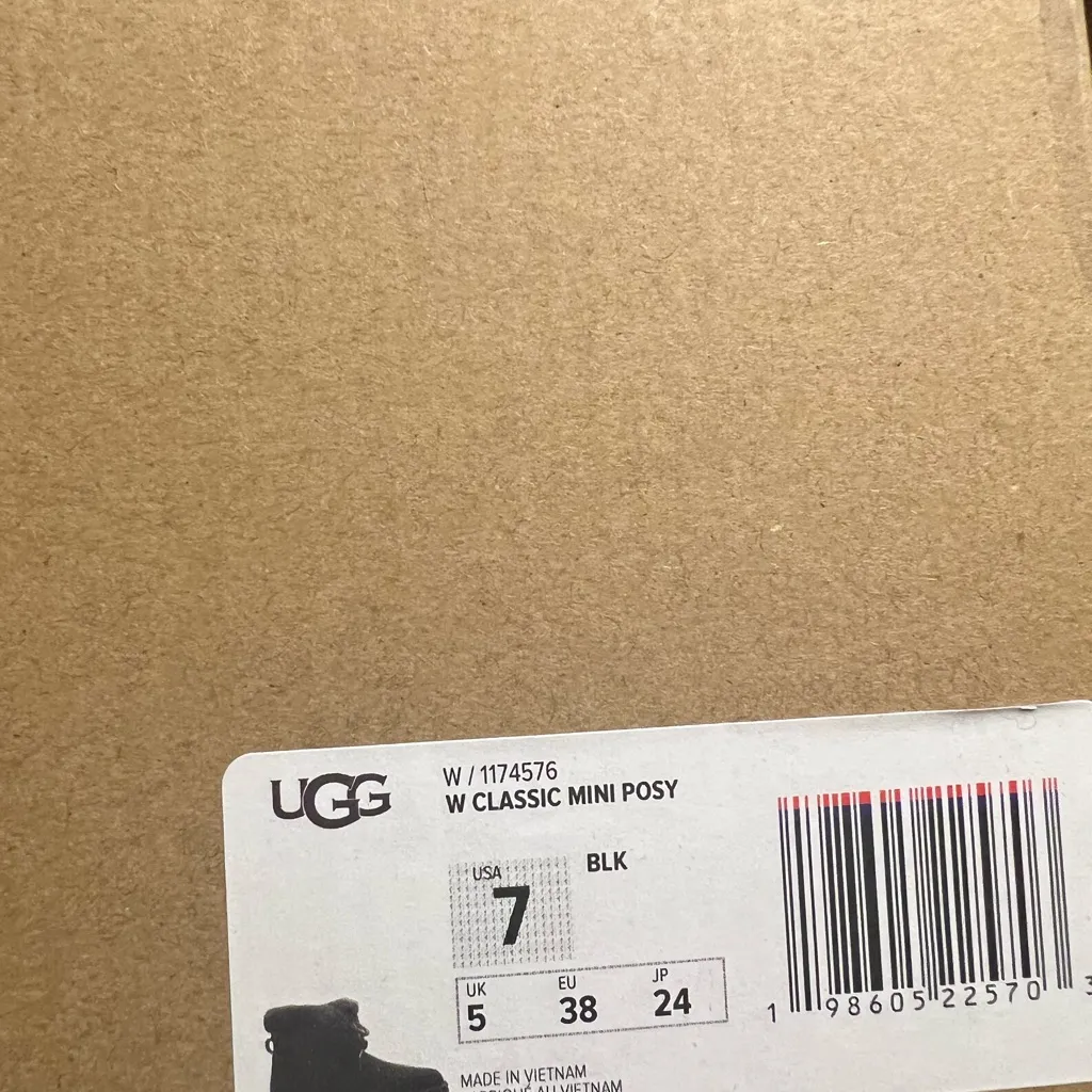 UGG Black Suede Winter Boots with Plush Trim - Image 12