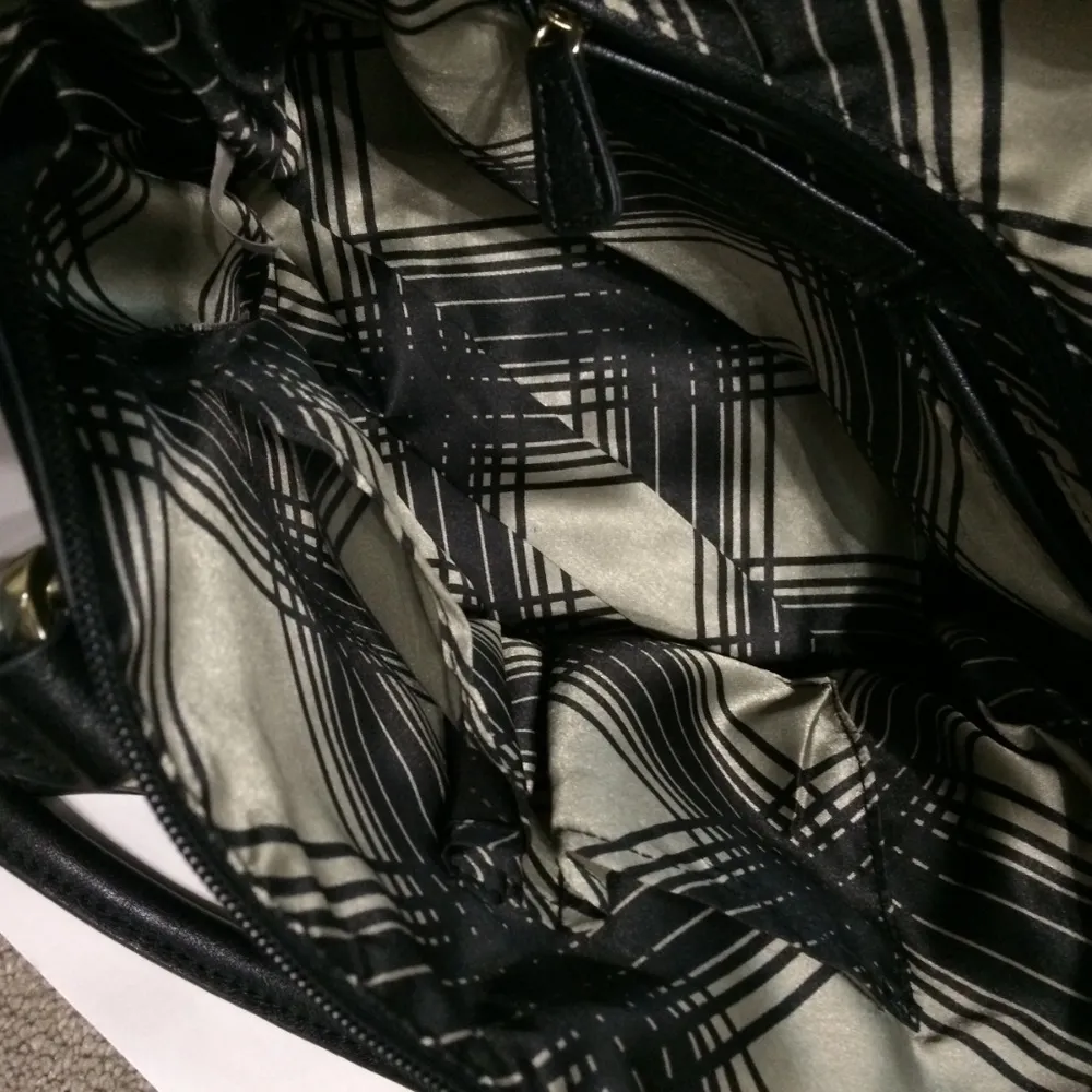 London Fog Felicity Quilted Satchel Top Handle Bag - Image 5