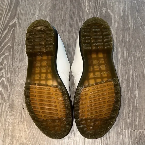 NWT Dr Martens White Mary Jane 8605 - Image 8