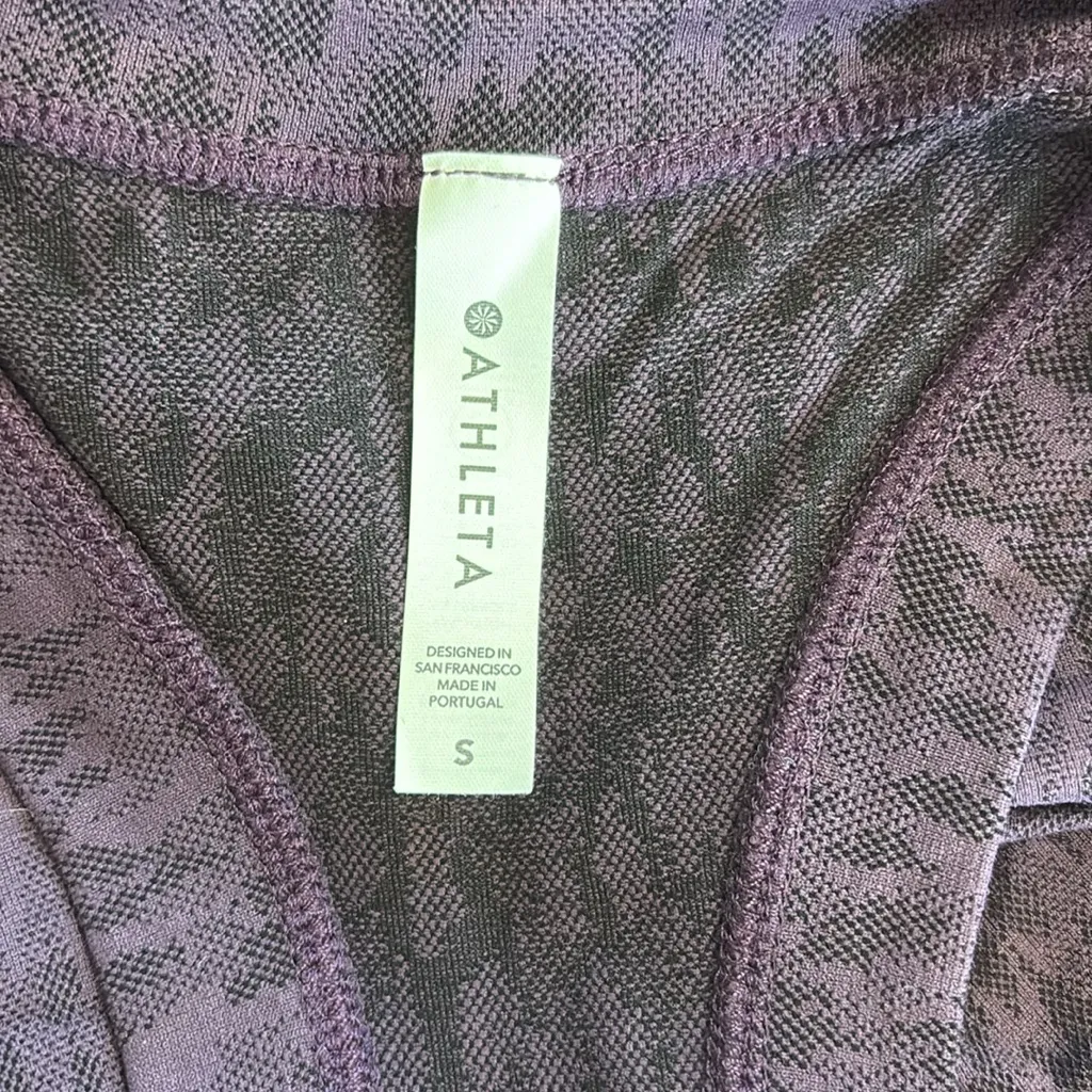 Athleta  Momentum Allure Leopard Printed Tank Top Purple Active Women’s Small - Image 4