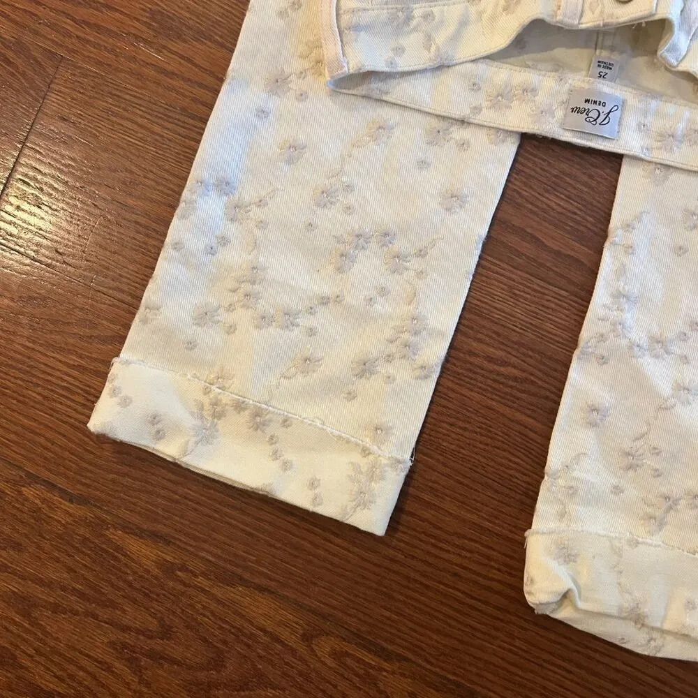 J. Crew Demi Boot Crop Jean Eyelet Embroidered High Rise Size 25 Feminine Preppy - Image 11