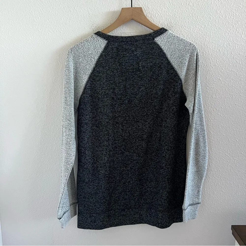 NWT Camp David Washington Huskies Heathered Gray Pullover Sweatshirt Medium - Image 10