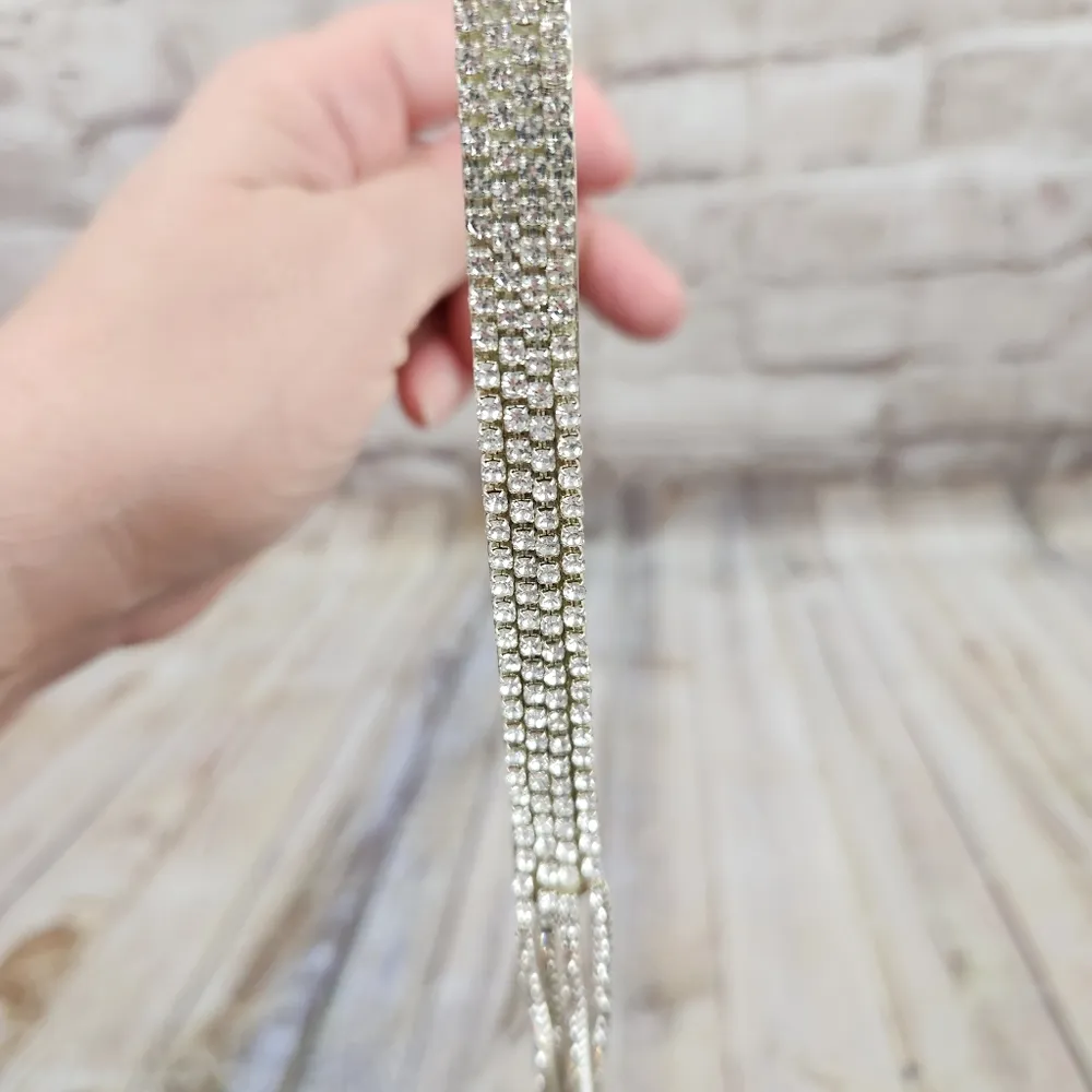 Amber Sceats x REVOLVE Crystal Tassel Headband - Image 6