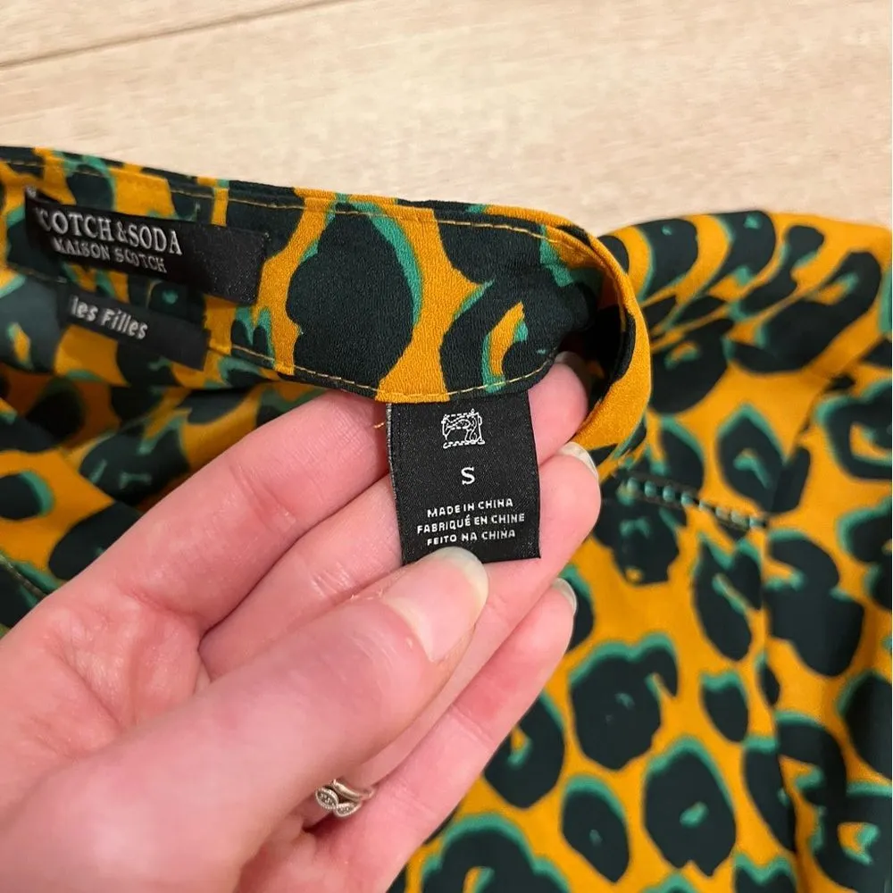 Scotch & Soda Yellow Blue Leopard Cheetah Short Sleeve Zip Neck Top Size S - Image 6