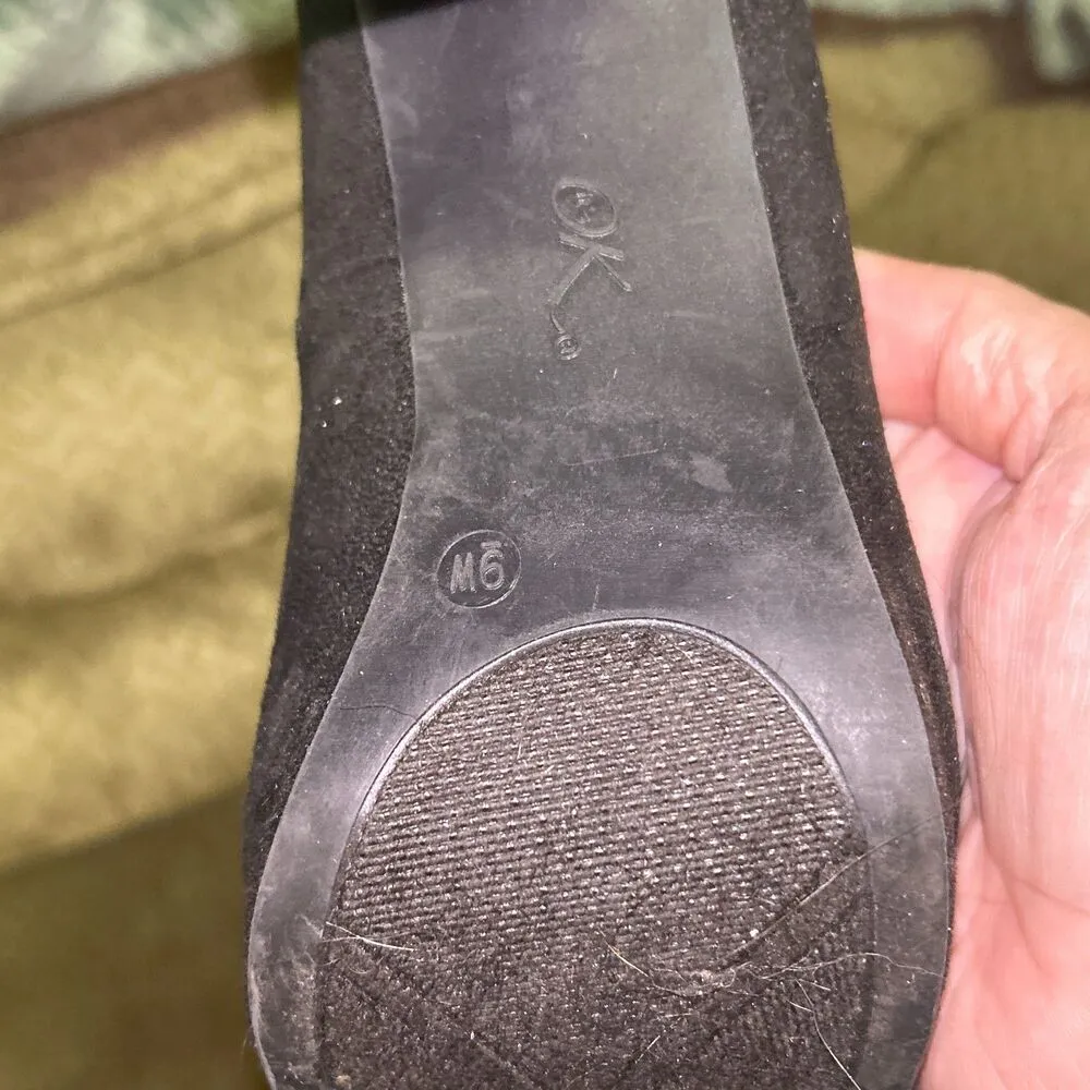 It's OK Black Faux Suede Platform Pumps - Image 5