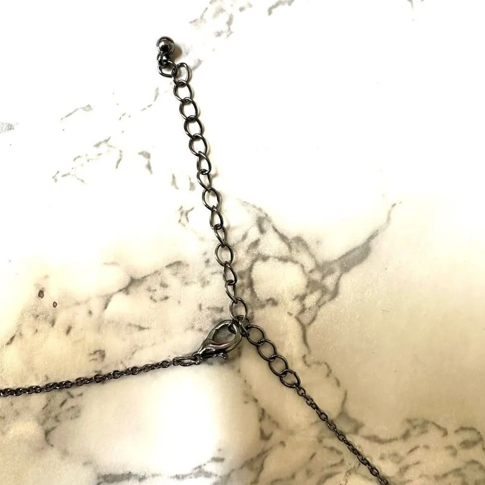 Burgundy oval rhinestone pendant necklace - Image 7